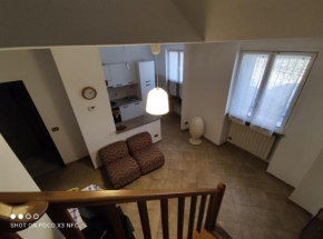 Casa a pochi km dal mare e al limitare del bosco